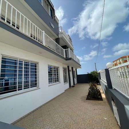 Villa Residencial Eunice Praia Extérieur photo